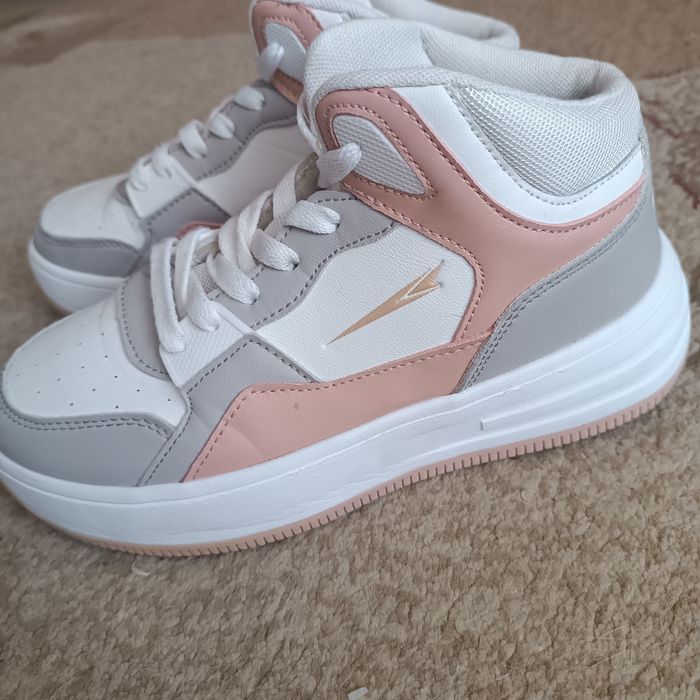 Adidasy Sneakersy SPRANDI 36