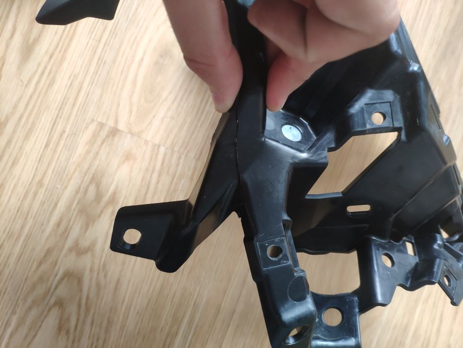 Stay 1/Aranha  B4TF83210000 - YAMAHA 700 TRACER