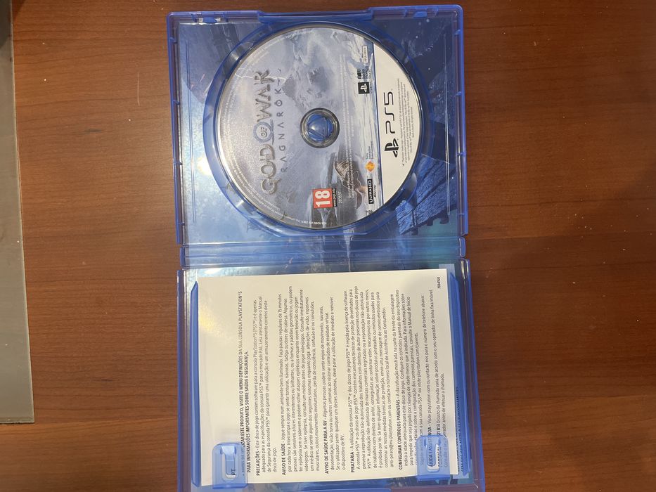 God Of War Ragnarok PS5 Edição de Lançamento (com Art Book)