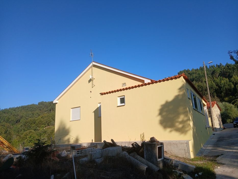 Todos os trabalhos de construção capot flutuantes massas pibturas o  t