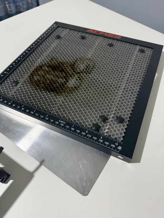 Máquina de corte e gravação laser