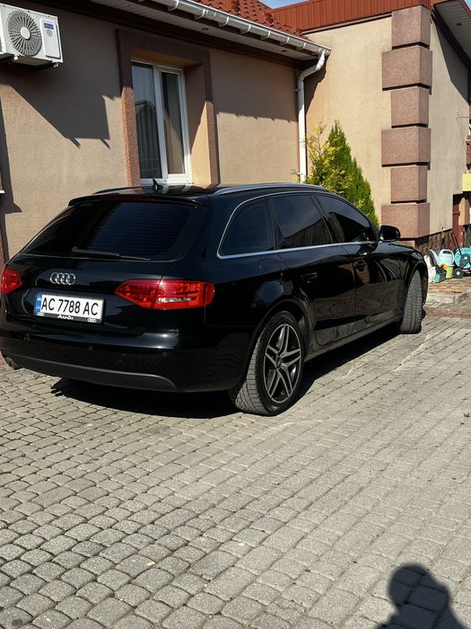 Продам Audi A4B8