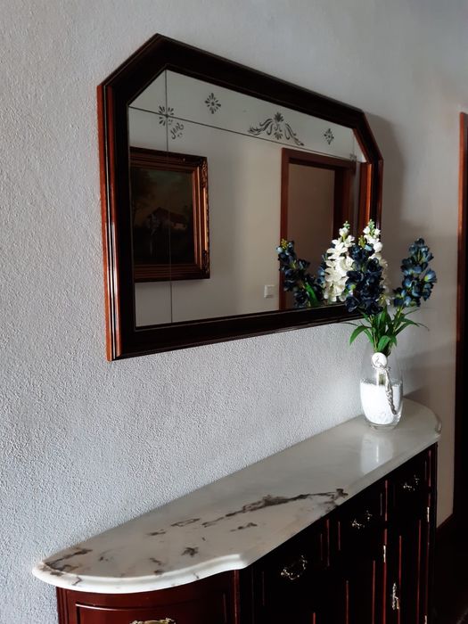 Móvel sapateira e espelho