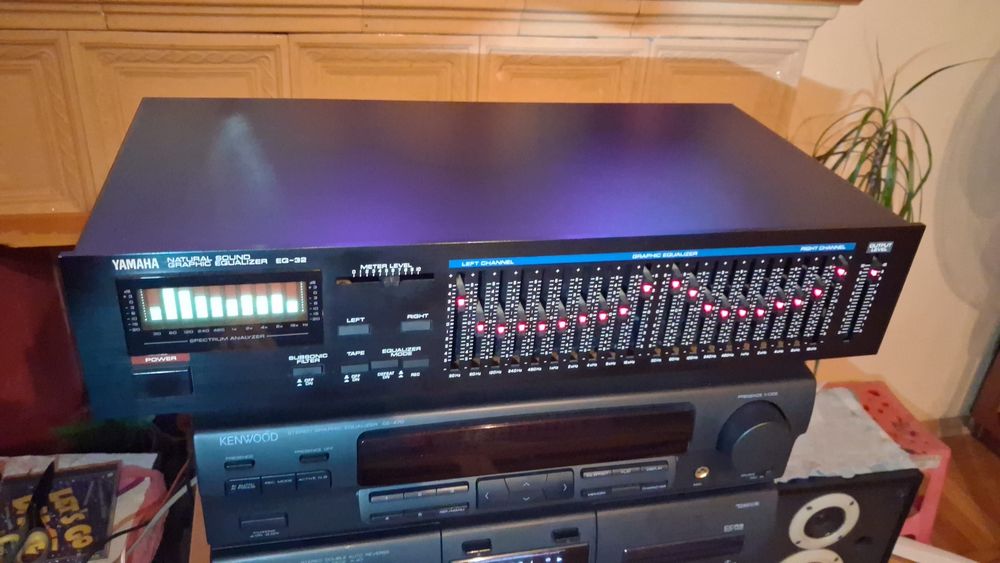 Korektor Graficzny Yamaha  EQ-32
