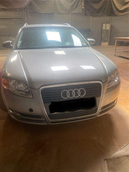 Audi a4 matricula francesa 2.0 tdi peças ou inteira ou troco por algo