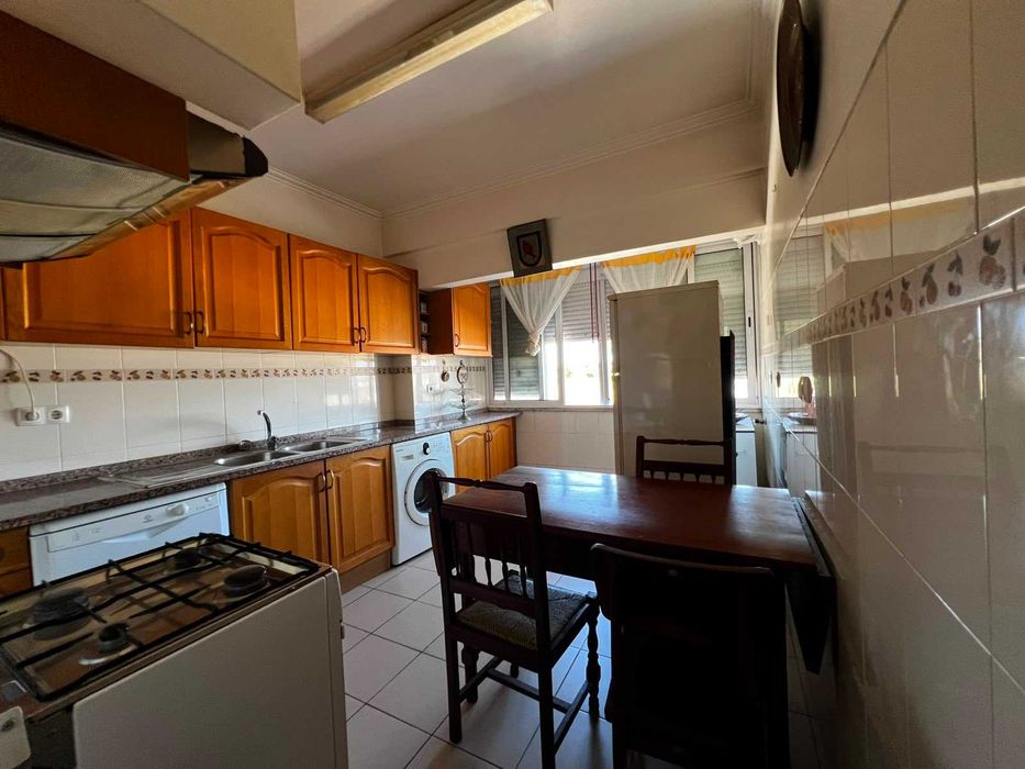 Apartamento T3 na Portela com Garagem