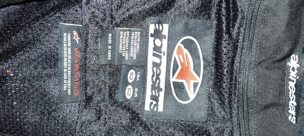 Alpinestars цельный комбинезон размер EU 62, мотокуртка, как новый