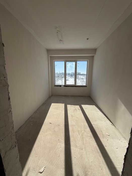 Оренда приміщення 4500 м2 ( можно частинами )