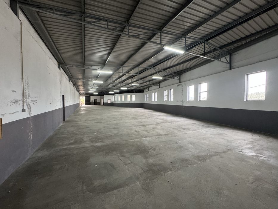 Arrendo armazem 640m2