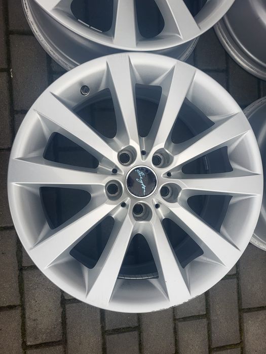 Felgi 8Jx18" 5x120 ET30  BMW F10 F30 F20 E60 E90 X1 X3 X5 E70 F25 E84