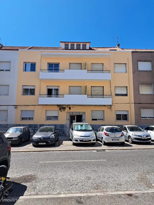 Apartamento para comprar, 89 m² — Queluz E Belas, Lisboa