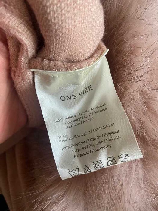 Ponczo narzutka szal plaszcz z futrem nude pudrowy róż uniwersalny