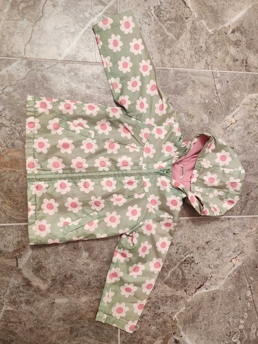 Kurteczka przeciwdeszczowa wiosenna 98 + gratis