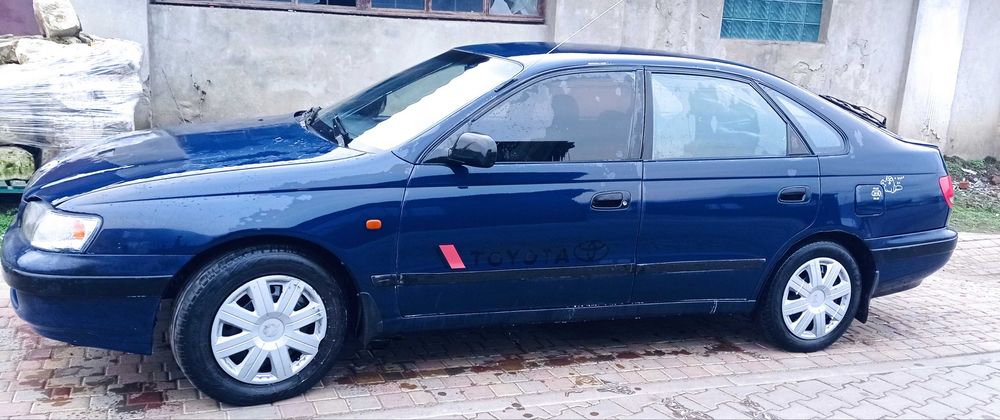 Продам Toyota Carina E 1.8