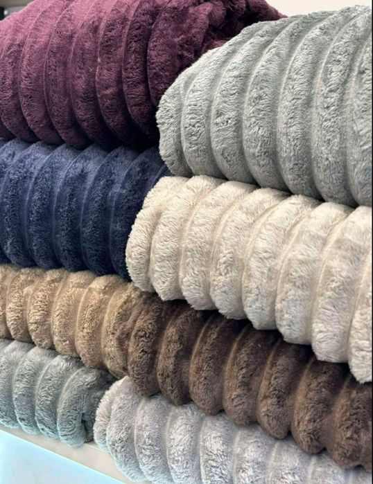 Плед Королівський Шарпей – м'який, теплий, затишний. Опт та роздріб.