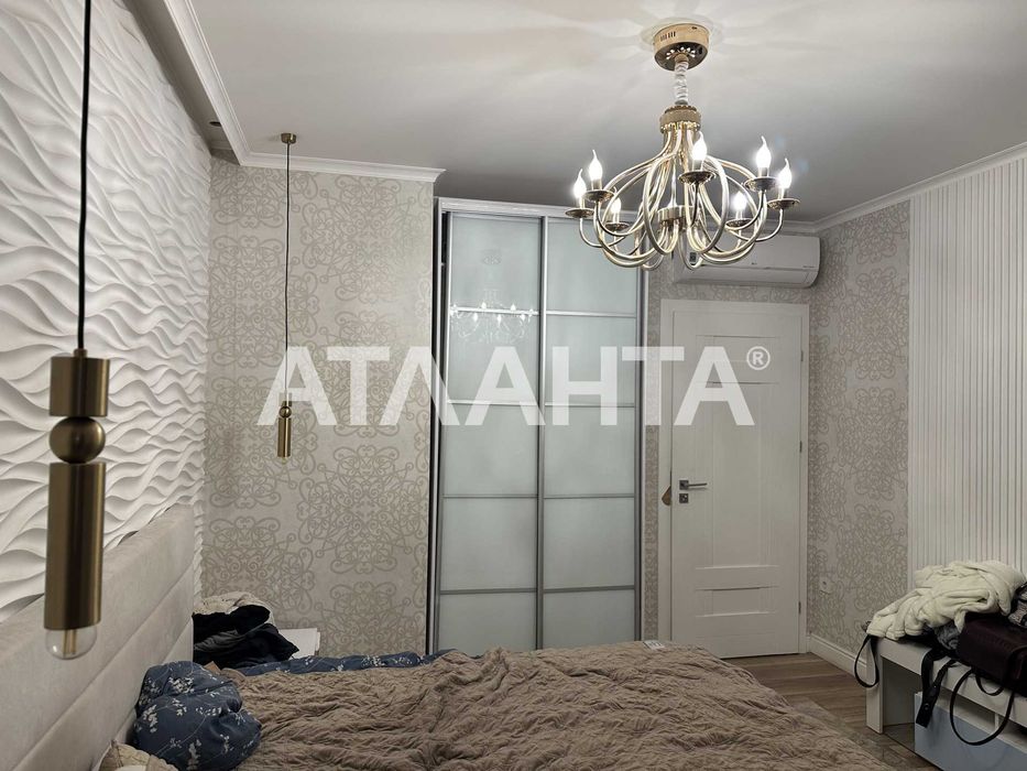 3 кімнатна квартира з євроремонтом у новому будинку