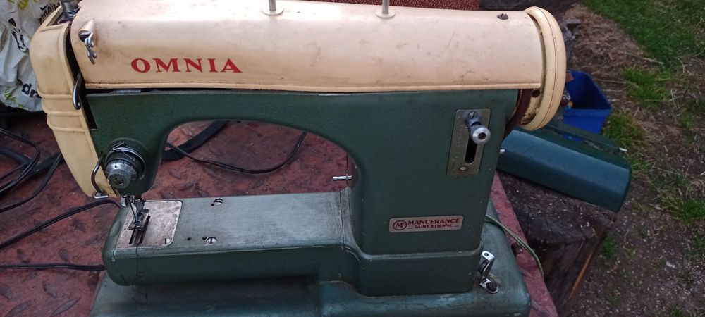 Maszyna do szycia Omnia
