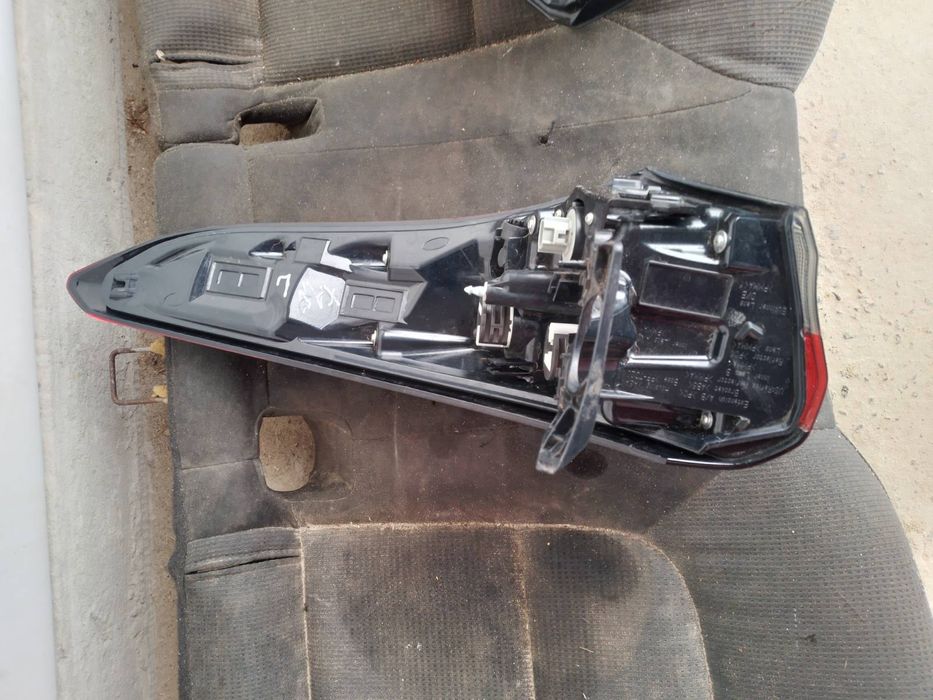 Стопи задні фари на Toyota Highlander Хайлендер 20-24 року