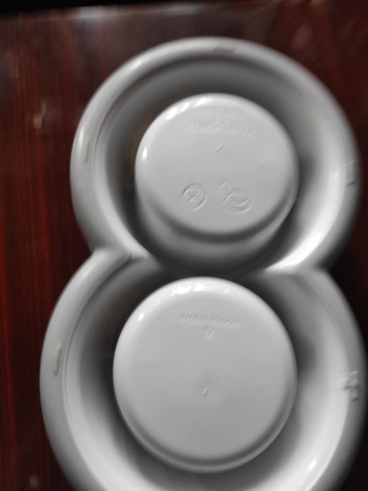 Миска для еды кошек,собак