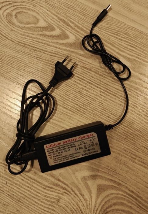 Ładowarka Li-ion rowerowa, hulajnoga 29v