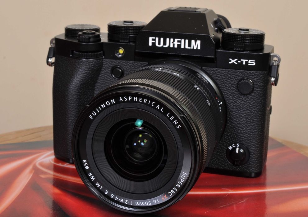 Fuji X-T5 + XF 23mm F: 2.8 WR + Bateria extra. Novo, fatura, garantia