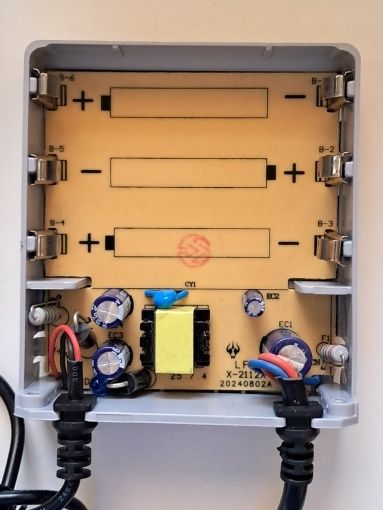 ДБЖ 12в  для камер відеоспостереження!!!