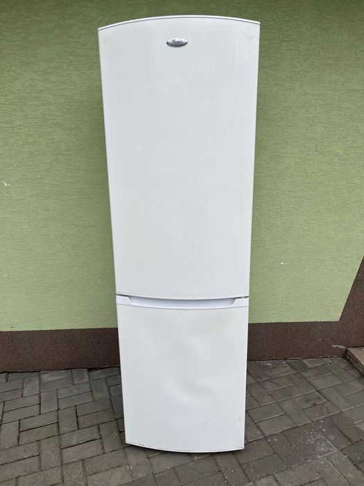 Lodówka Whirlpool 190 cm
