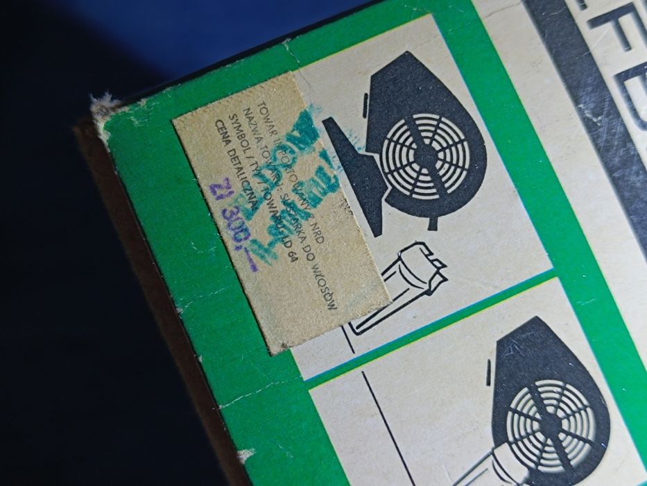 Stara suszarka do włosów z NRD