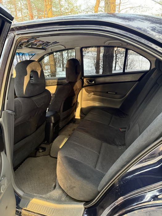 Mitsubishi Galant 2001