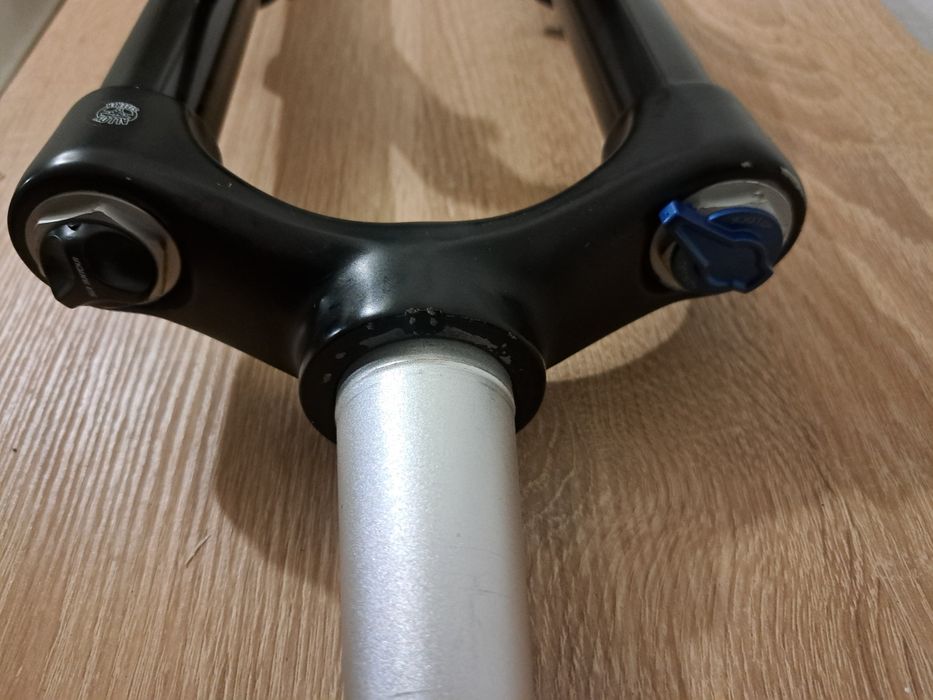 Suntour raidon marzocchi fox rock shox