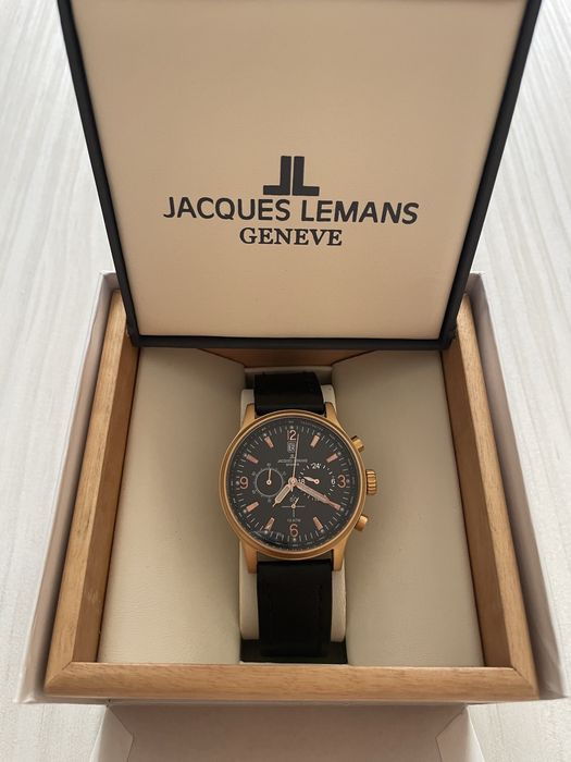 годинник Jacques Lemans