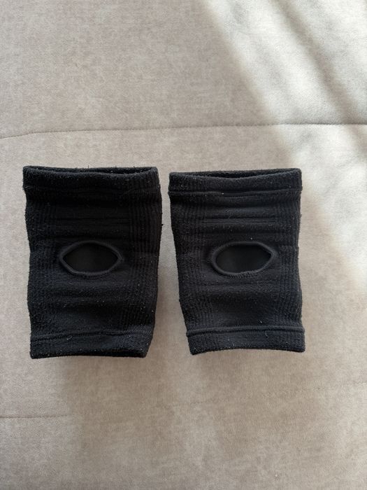 Наколінники Asics gel  р.S