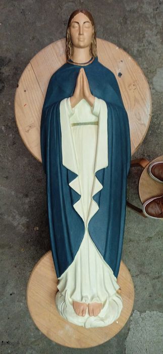 Imagem de Nossa Senhora com 1,05 de altura para parede em gesso