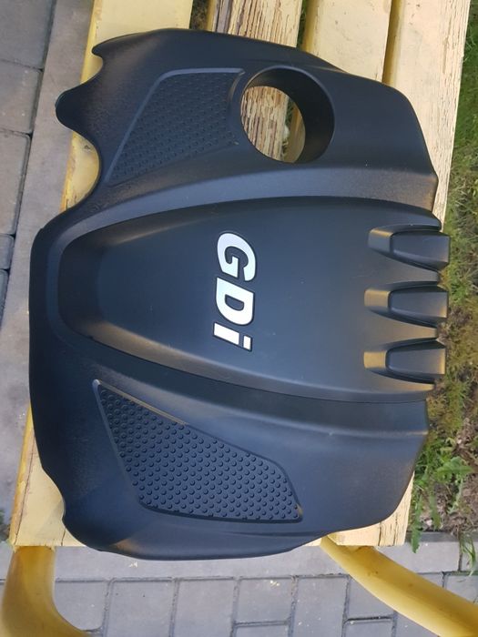 Продам кришка мотора сантафе 2013