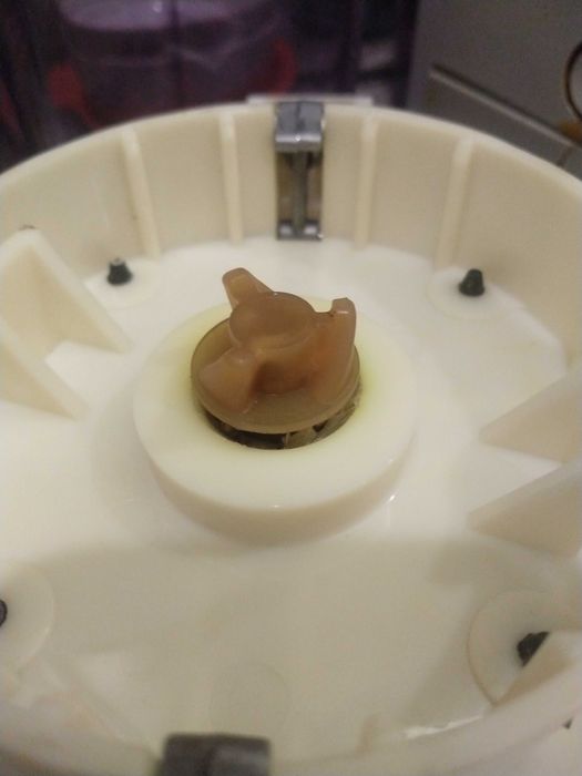 Соковитискач відцентровий, соковыжималка центробежная, Мрія-2,2М