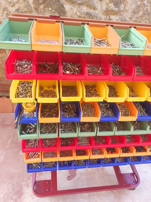 Carrinho de apoio a oficina