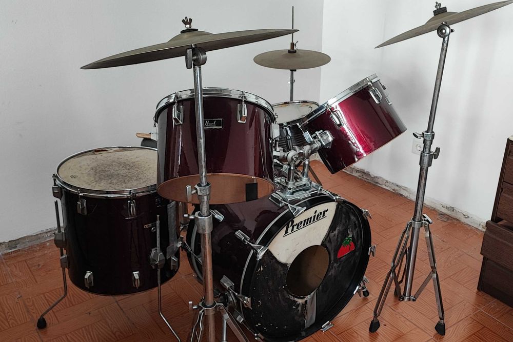 Bateria Acústica Pearl de 1978 MAPLE SHELL (Vendo ou Troco)