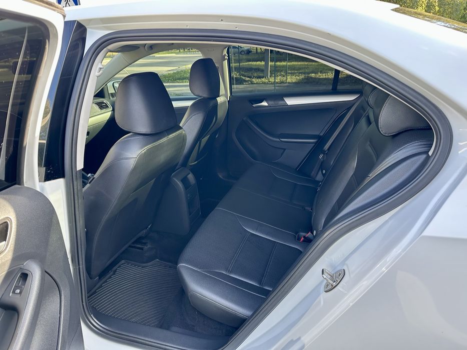 Volkwagen Jetta 1.4 TSI SE