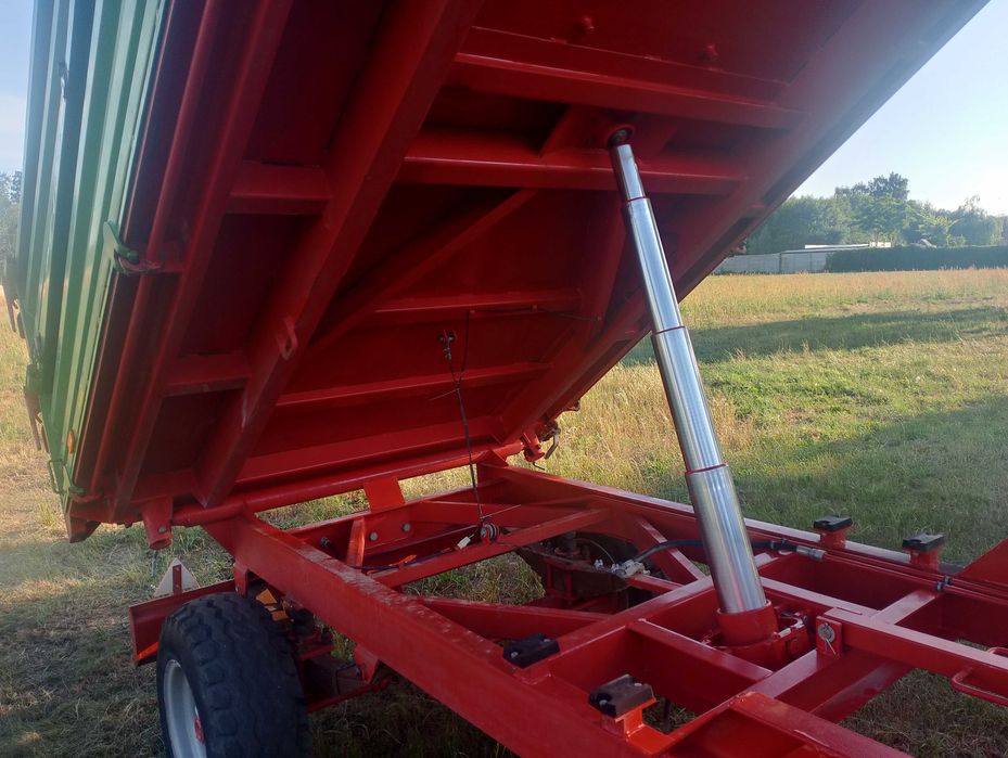 Przyczepa rolnicza PRONAR T653