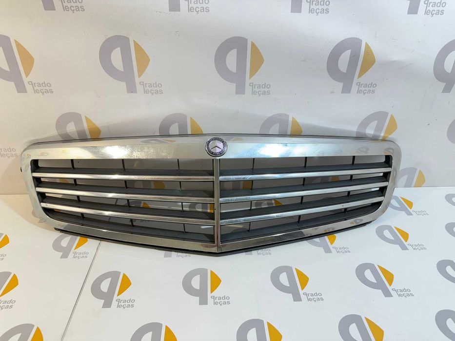 Grelha frente Mercedes classe c w204