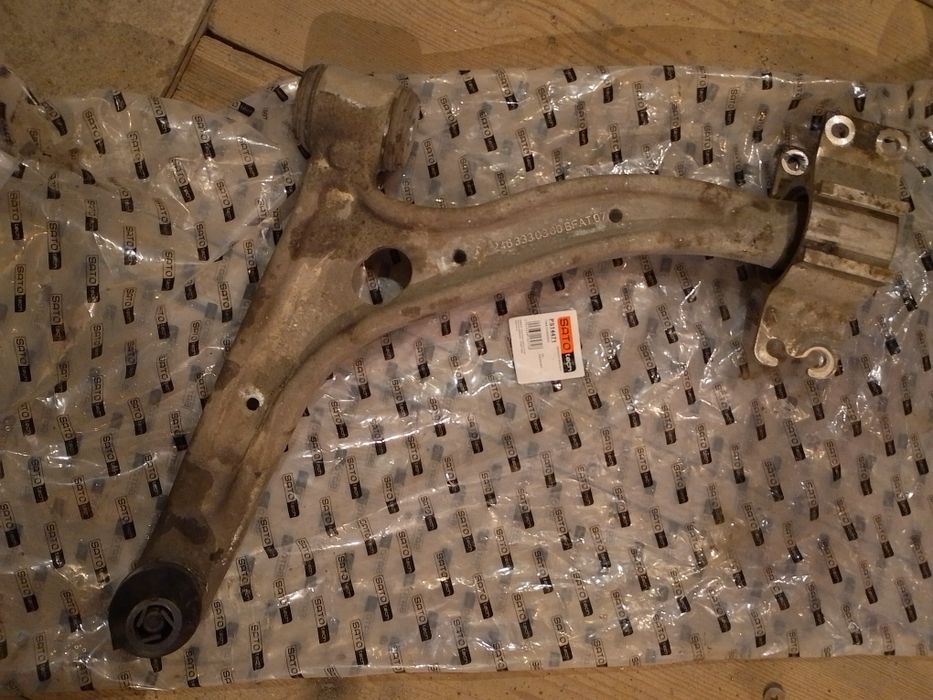 Ричаг на Мерседес