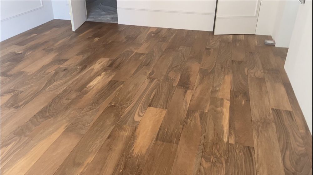 Масивна паркетна дошка дуб,ясень,горіх