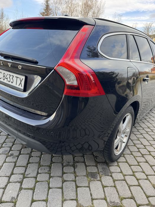 Продам VOLVO V60 Дизель