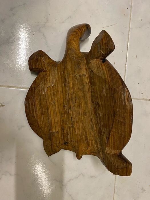Decoraçao em madeira maciça