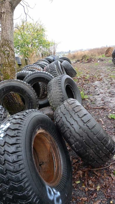 Колеса шины  на бочку діжку 1065-420-457 R 18 (1065х420-457)