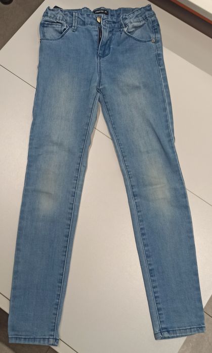 Jeansy Reserved 140