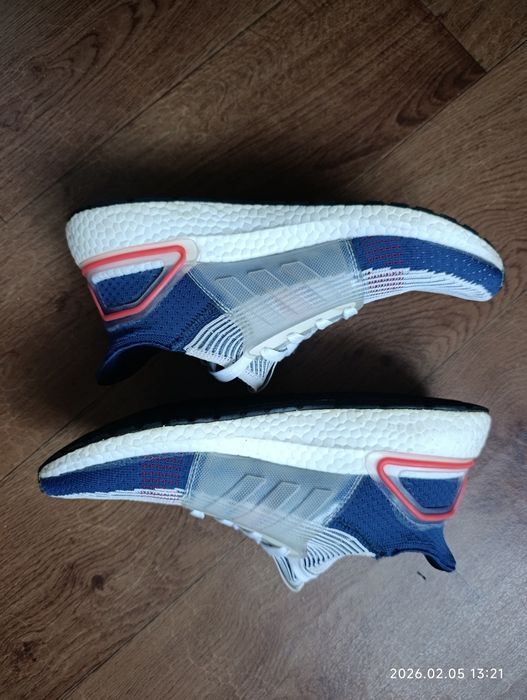 Кроссовки Adidas 44р