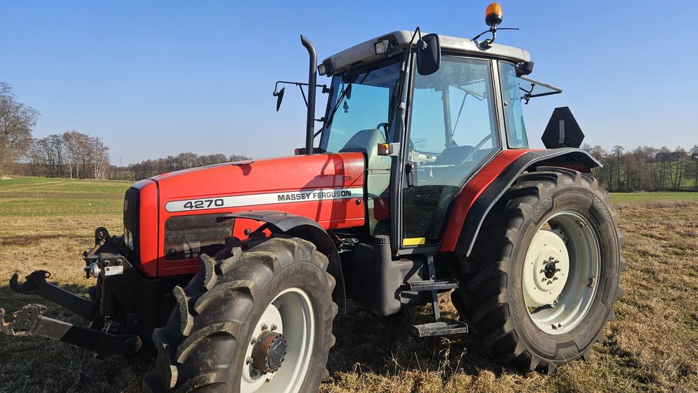 Massey Ferguson 4270 z Danii