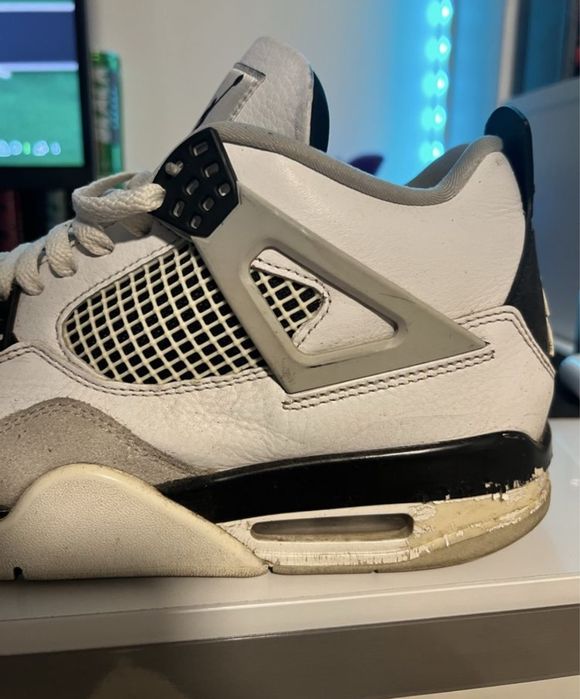 Jordan 4 Military Black