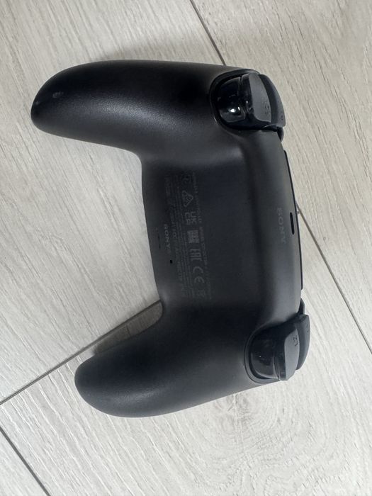 Kontroler bezprzewodowy Sony stan bardzo dobry